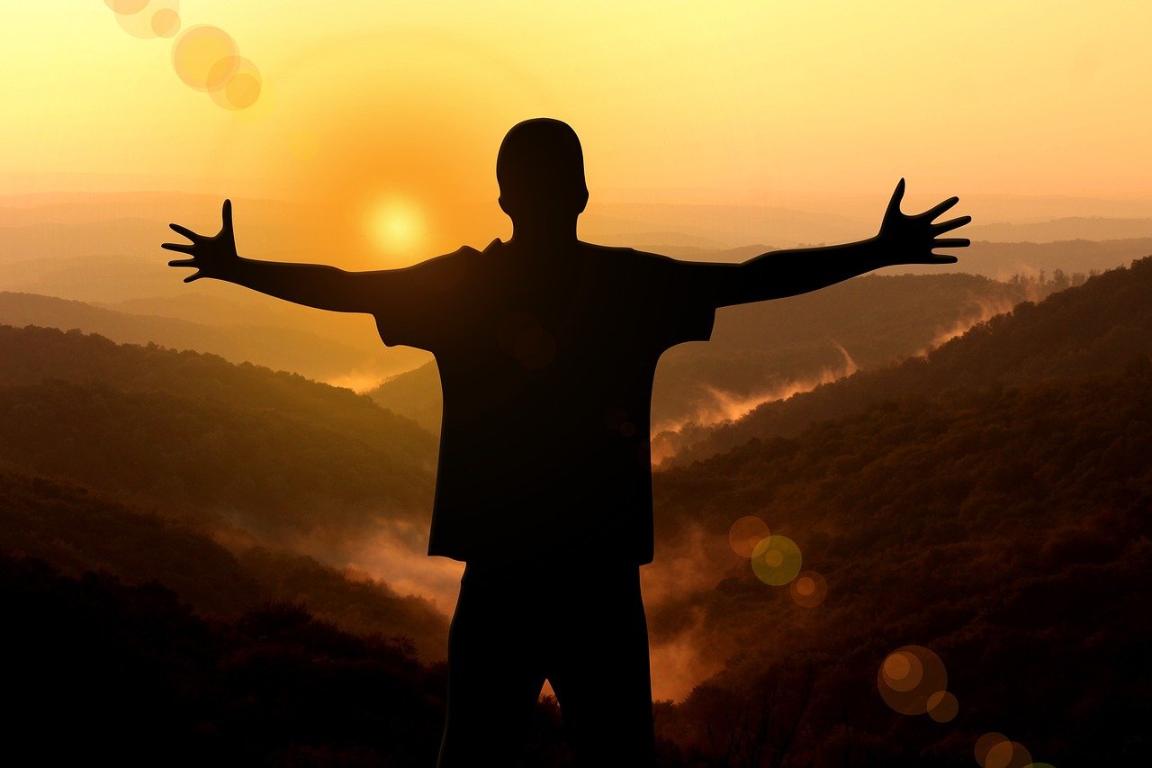 hug nature sunrise mountains 2054837