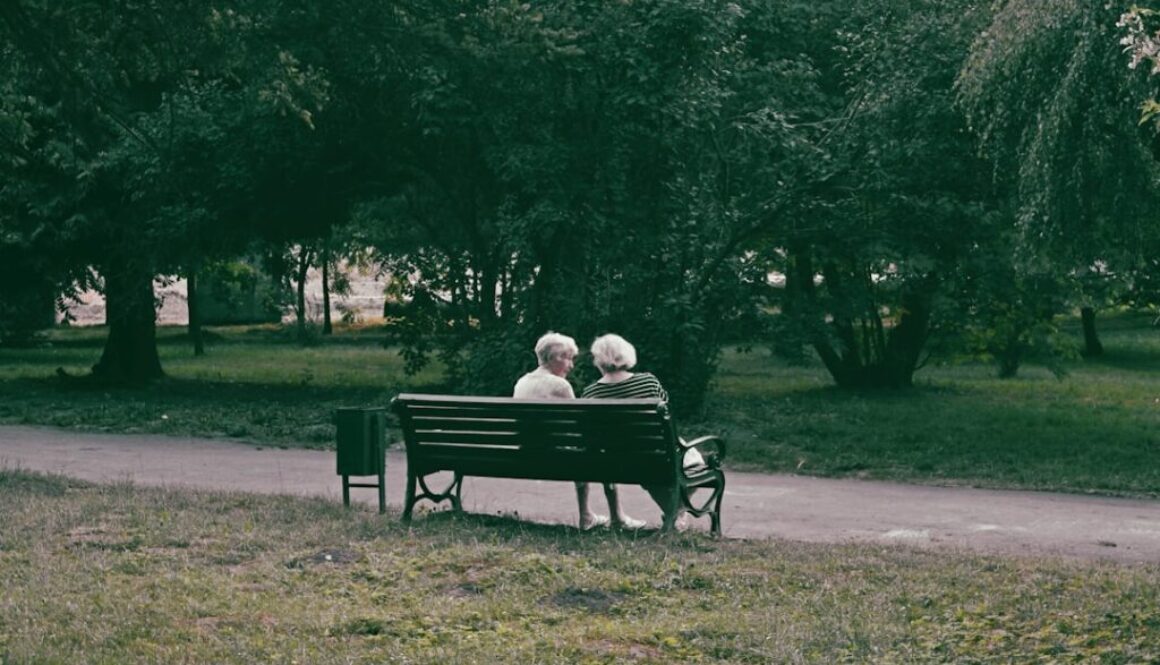 Dotyk u osób starszych – jak okazywać czułość w późniejszych latach?