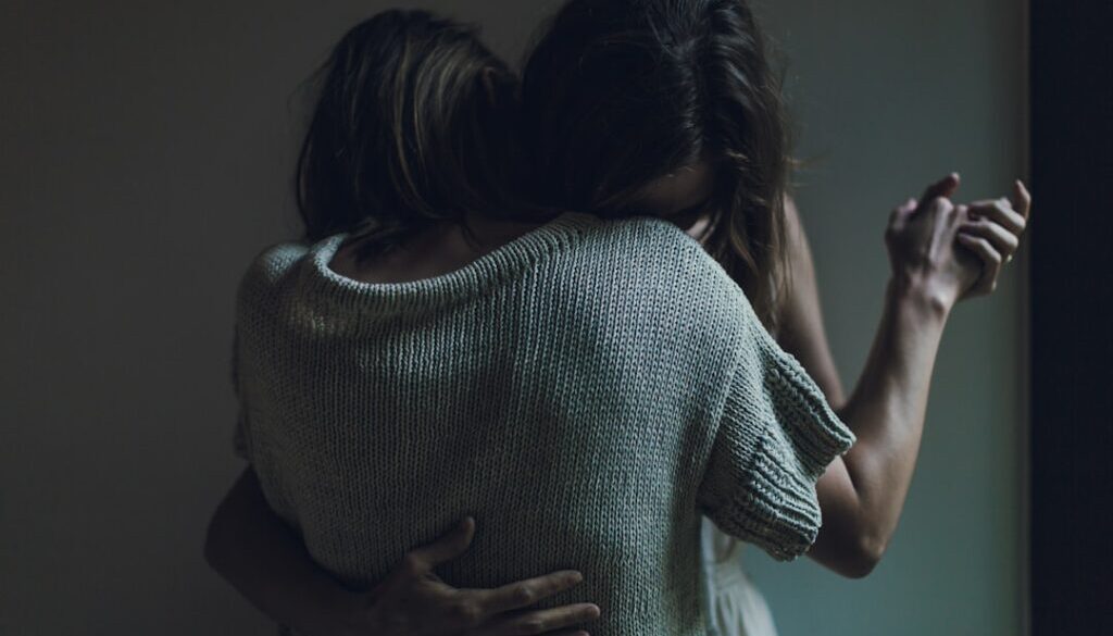 Korzyści z przytulania wśród nastolatków