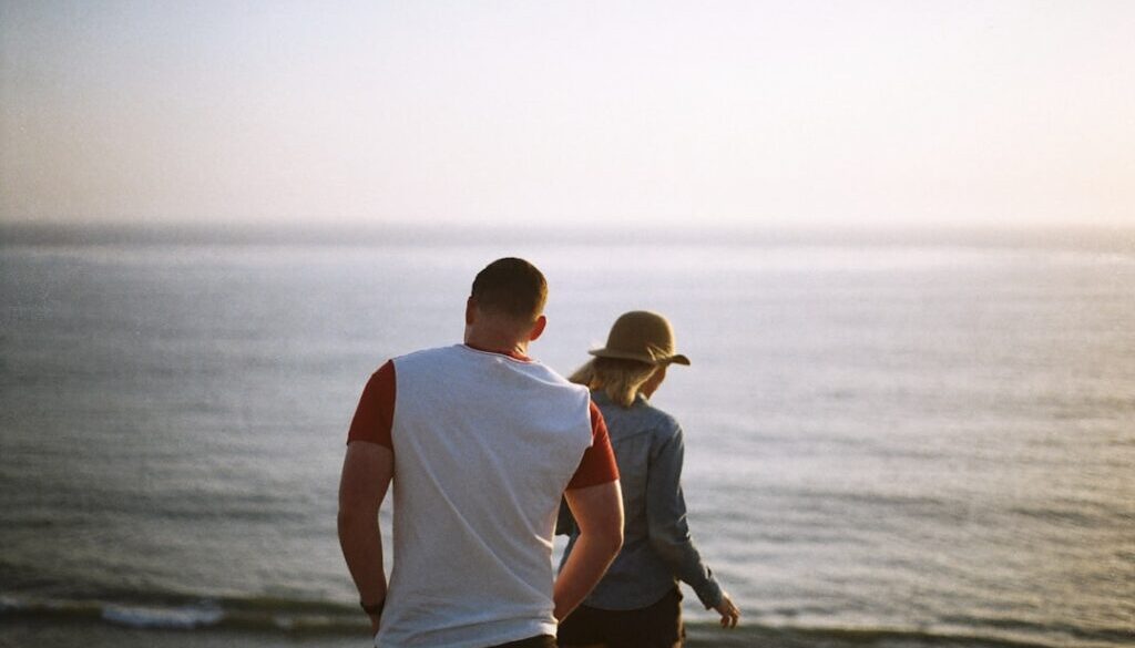 Przytulanie a medytacja – czy połączenie przynosi korzyści?