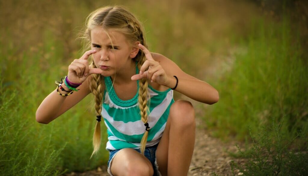 Bliskość a poczucie wartości – jak dotyk wpływa na samoocenę?